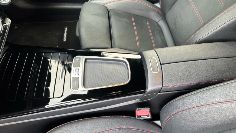 Mercedes-Benz CLA 250e AMG Line Premium 4dr Tip Auto Saloon